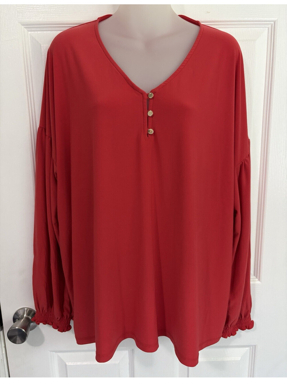 Anne Klein Red Solid V-Neck Long Sleeve Blouse Button Accents Smocked Cuffs XL